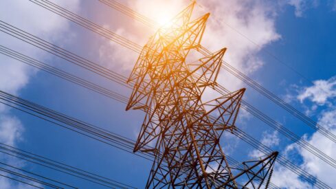 Brasil Renova sua Matriz: 84% de Energia Limpa, Roraima Finalmente Conectada e o Futuro Solar em Xeque